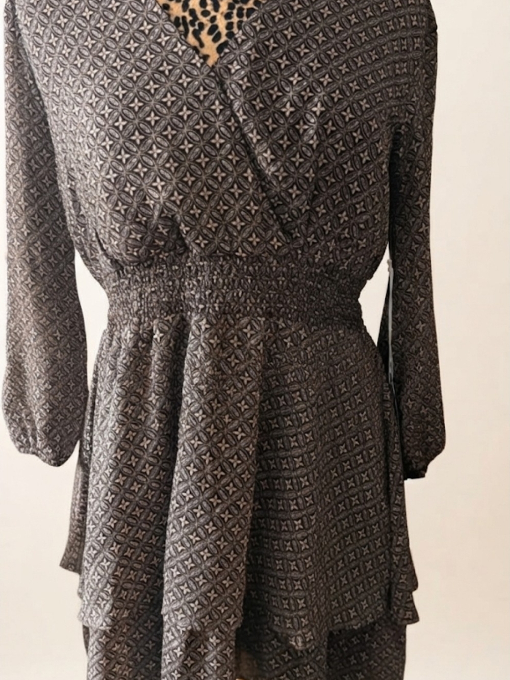 Mimi Chica Women's V-Neck Long Sleeve Smocked Waist Tiered Mini Dress - XL NWT